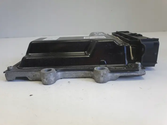 Volvo V40 II 2.0 D STEROWNIK SILNIKA komputer 31312486