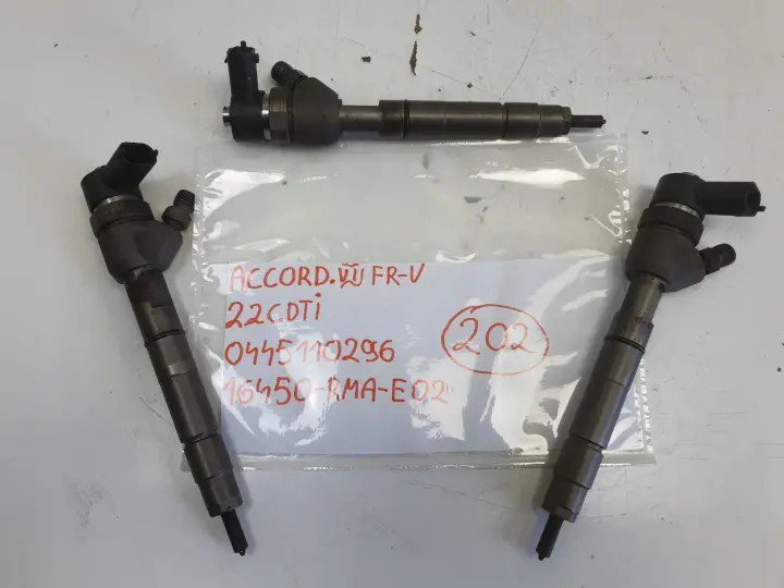Honda FRV FR-V 2.2 I-CTDI WTRYSKIWACZ wtrysk 0445110296