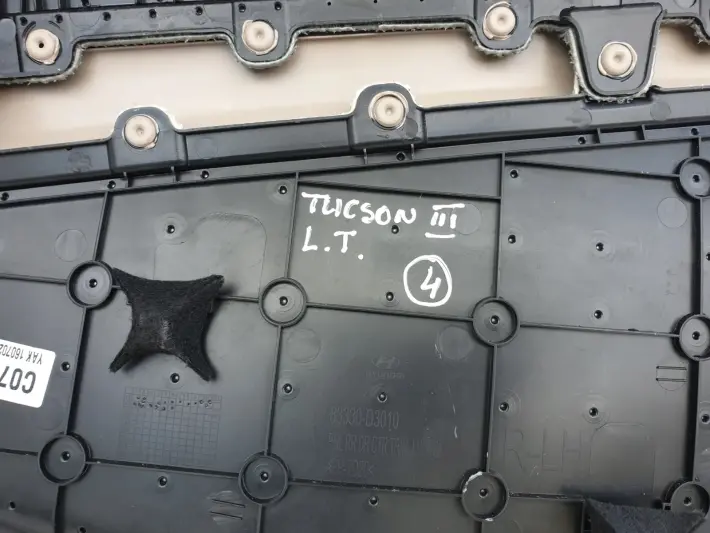 Hyundai Tucson III TYLNY BOCZEK DRZWI LEWY TYŁ