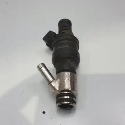 Audi A4 B5 1.8 20V WTRYSKIWACZ wtrysk 0280150444 0280150470
