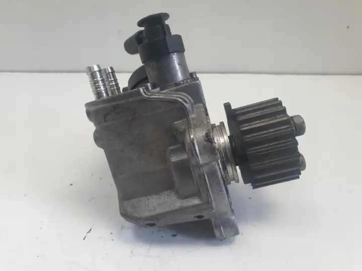 Audi A3 II 8P 2.0 TDI POMPA WTRYSKOWA paliwa 0445010507