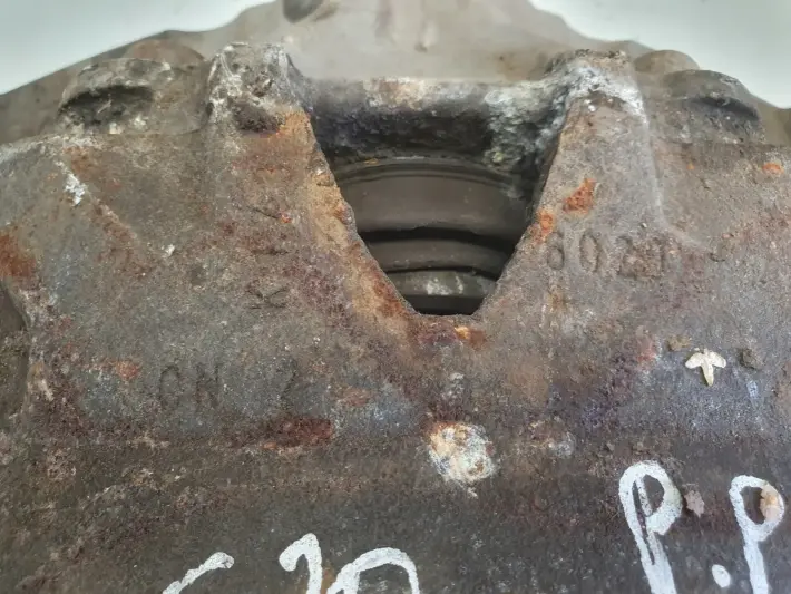 Volvo S80 II V70 III PRZEDNI ZACISK HAMULCOWY prawy przód 316 mm 946