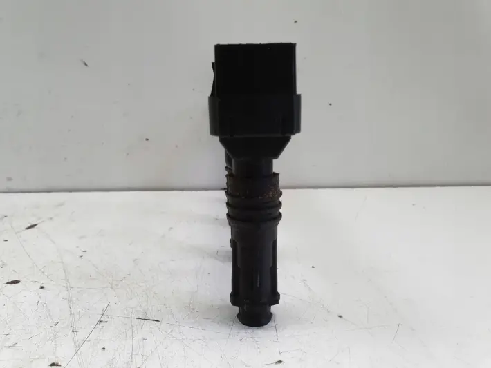 Opel Corsa D 1.2 1.4 16V CEWKA ZAPŁONOWA 0221503472