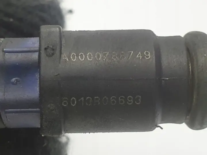 Mercedes W169 1.5 1.7 8V WTRYSKIWACZ wtrysk A0000788749
