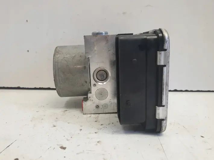 Volvo V90 POMPA ABS hamulcowa 31680098 P31680101