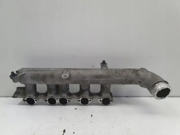Volvo S80 V70 II 2.5 TDI KOLEKTOR SSĄCY 074129713R