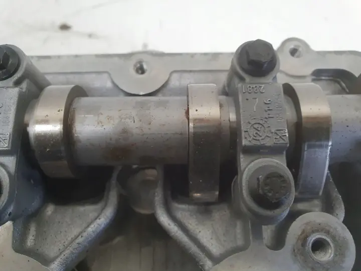 Peugeot 2008 1.2 VTi GŁOWICA CYLINDRÓW 9688669980