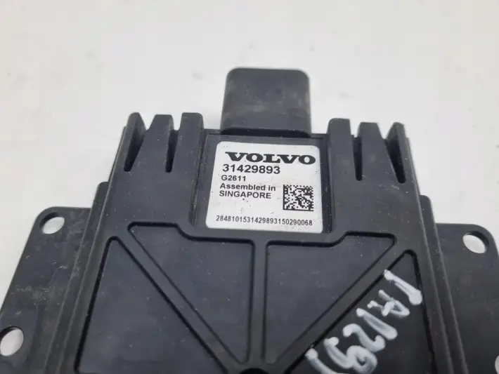 Volvo S60 II V60 lift CZUJNIK MARTWEGO POLA Radar 31429893