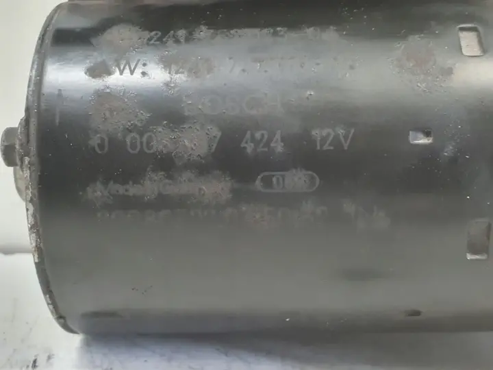 BMW E90 2.5 i ROZRUSZNIK 0001107424 bosch