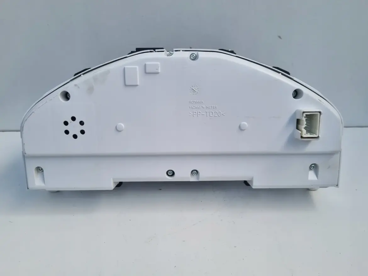 Volvo XC60 V60 S60 II 1.6 D2 diesel LICZNIK ZEGARY Europa 31327582AA