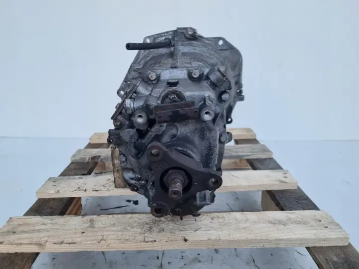 Opel Omega B 2.5 V6 SKRZYNIA BIEGÓW manualna 90523122 MANUAL