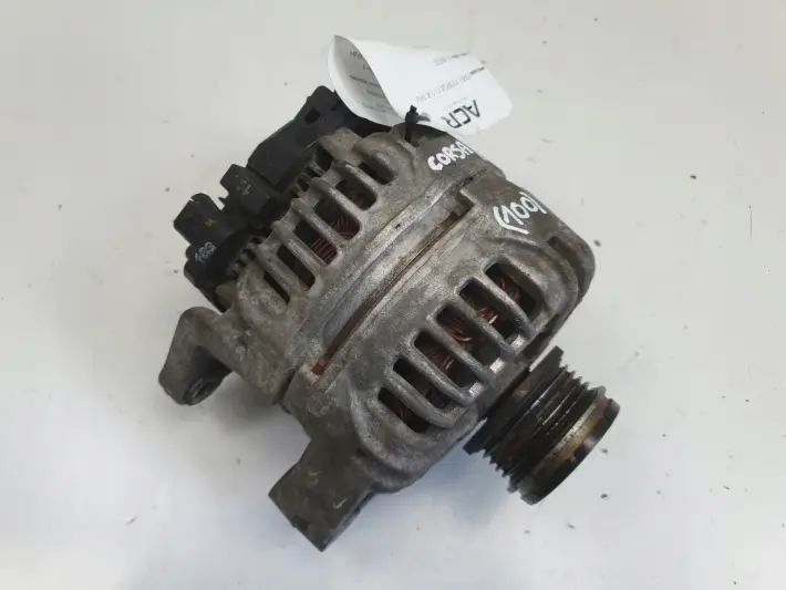 Opel Corsa D 1.4 16V ALTERNATOR bosch 0124425087 120A