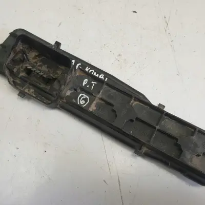 Opel Astra G II Kombi WKŁAD TYLNEJ LAMPY Prawy tył pasażera 393204