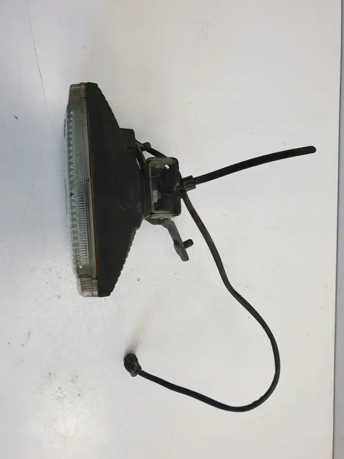 ISUZU NQR NPR NKR PRZEDNI HALOGEN prawy przód