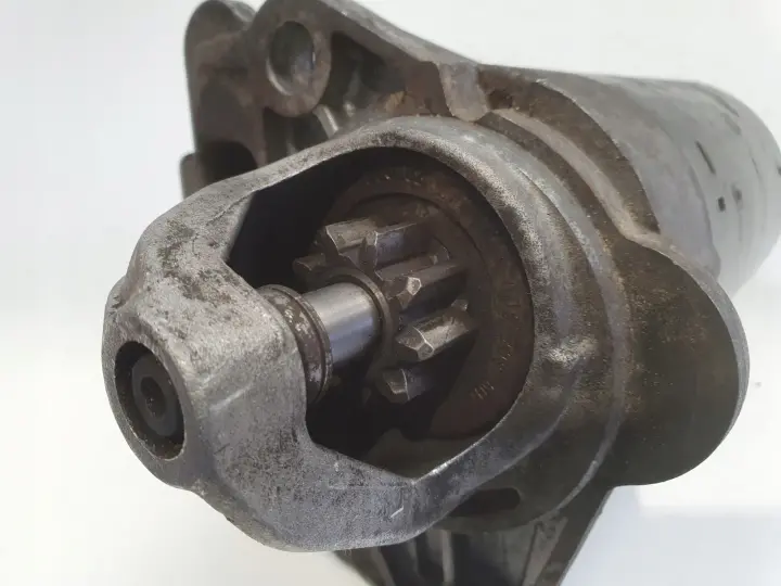Mini One R50 R53 1.6 16V ROZRUSZNIK bosch 0001106019