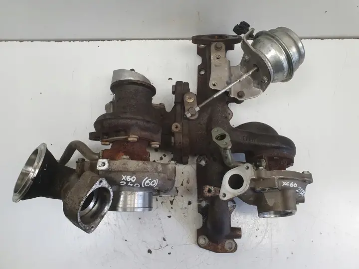Volvo V60 XC60 S80 II 2.4 D5 TURBOSPRĘŻARKA turbo 36002664 D5244T16