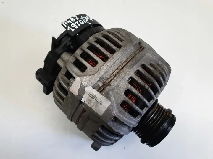 Audi A4 B7 1.9 TDI ALTERNATOR BOSCH