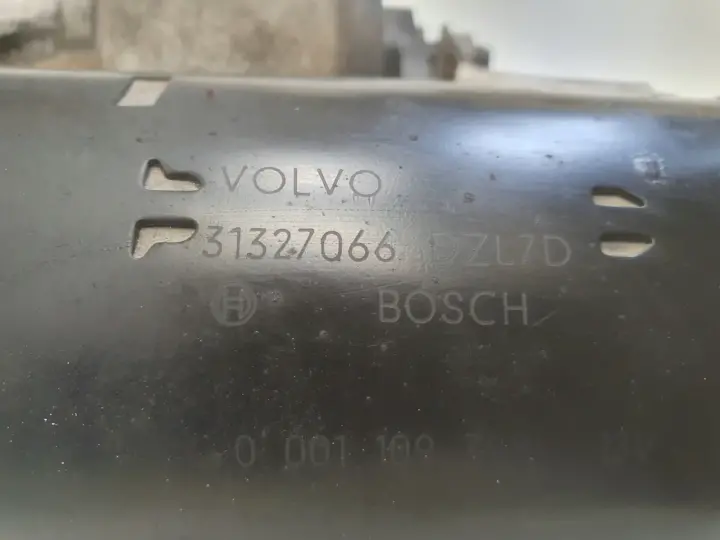 Volvo V60 S60 II 2.0 D3 ROZRUSZNIK bosch 31327066