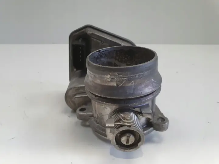 BMW E87 E90 E91 2.0 D N47 PRZEPUSTNICA 780437301