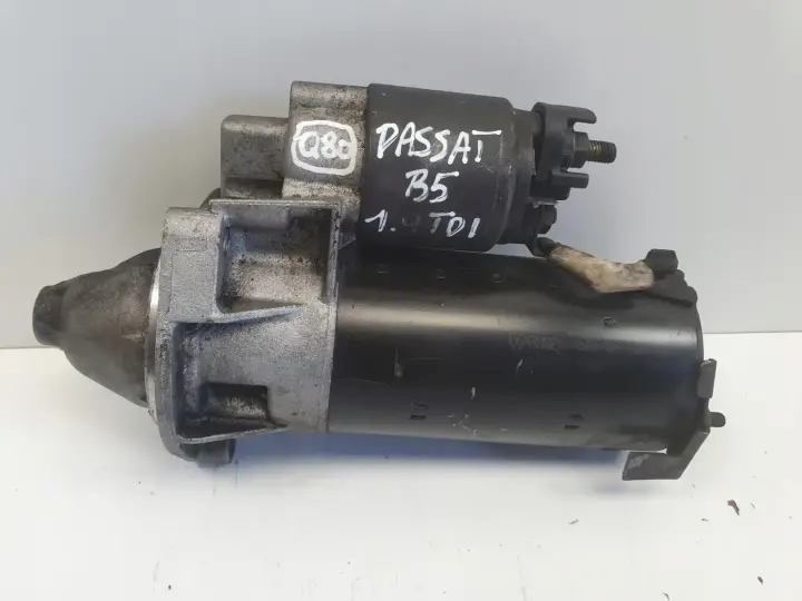 VW Passat B5 1.9 TDI ROZRUSZNIK bosch 068911024G 0001110128
