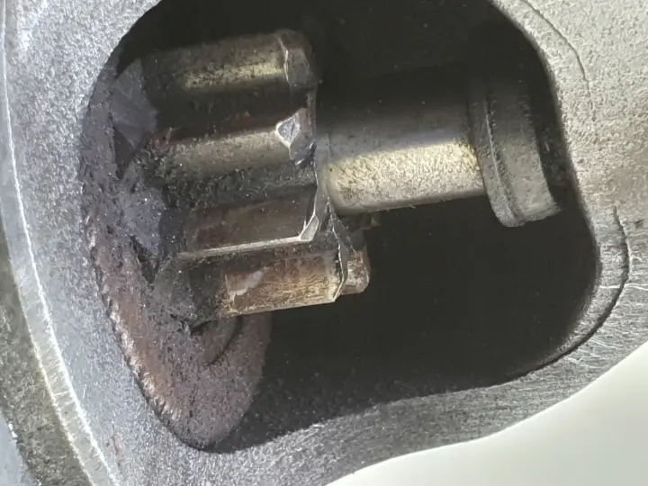 Opel Corsa D 1.2 16V ROZRUSZNIK bosch 0001107522