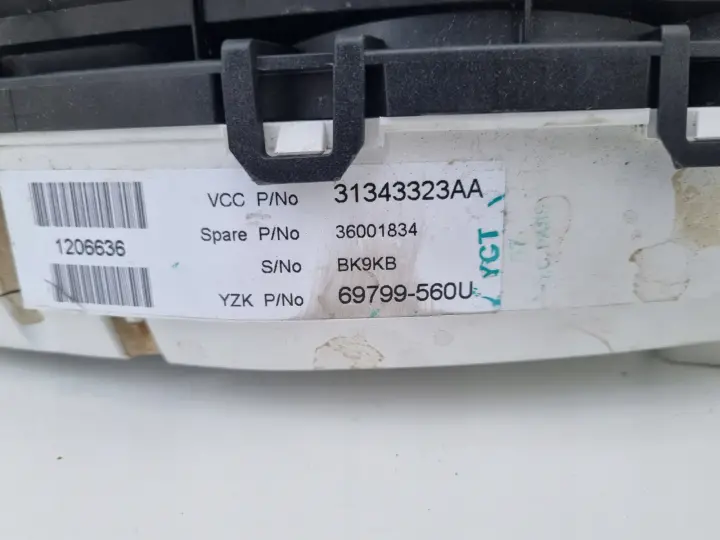 Volvo S60 II V60 I 2.0 D diesel LICZNIK ZEGARY 31343323AA Europa