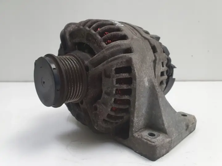 Volvo S80 2.5 T ALTERNATRO 140A 8676498 bosch