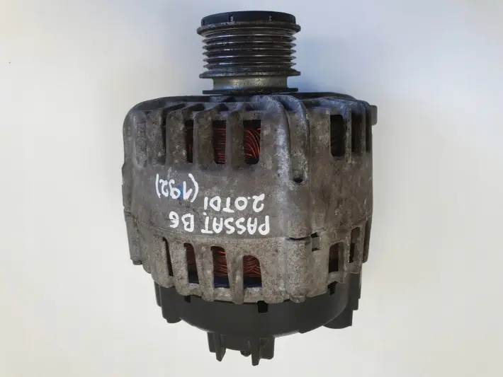 VW Passat B6 2.0 TDI ALTERNATOR 03L903023F 140A valeo