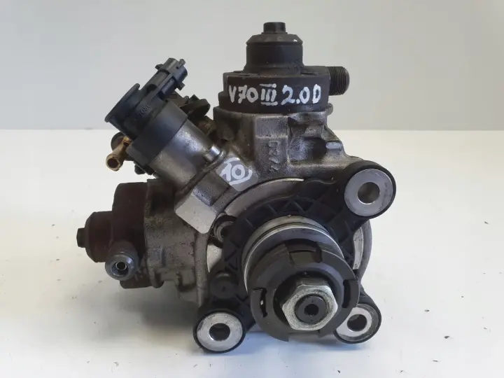Volvo S60 II V60 2.0 D D3 POMPA WTRYSKOWA paliwa 0445010618