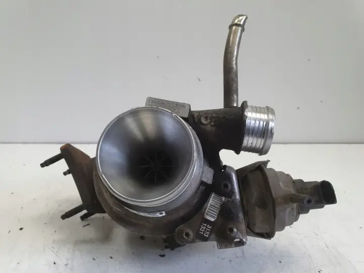 Volvo S60 II 2.0 D3 TURBOSPRĘŻARKA turbo 31331331