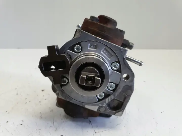 Lexus IS IS220 2.2 D-CAT POMPA WTRYSKOWA paliwa 22100-0R030