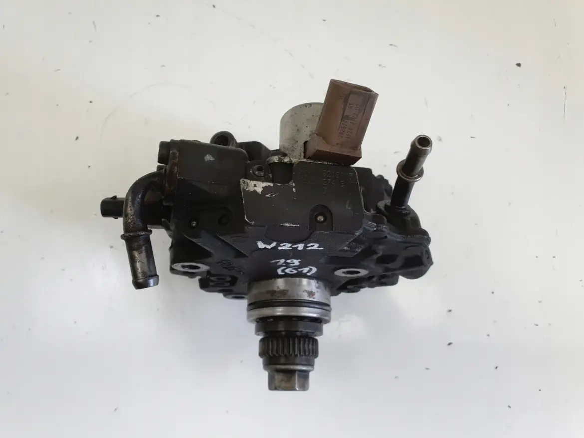 Mercedes W212 2.2 CDI POMPA WTRYSKOWA paliwa 9424A070A