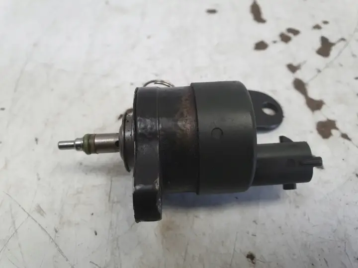 Renault ESPACE III 2.2 DCI 96-02r REGULATOR CIŚNIENIA PALIWA 0281002483