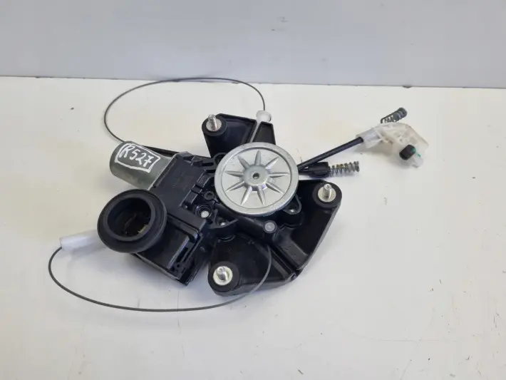 Toyota Yaris IV PODNOŚNIK SZYBY Silniczek PRAWY PRZÓD pasażera 85710-K0020