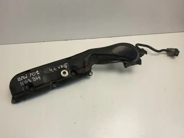 BMW F01 F02 750 i 4.4 V8 KOLEKTOR SSĄCY 7601434