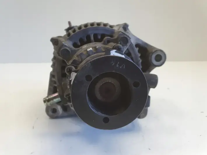Land Rover Freelander I 2.0 TD ALTERNATOR 100213-2630 YLE102080
