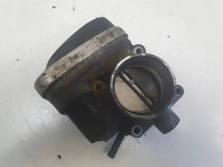 Mini Cooper R50 R53 1.6 16V PRZEPUSTNICA 7509043