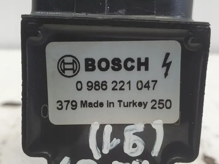 VW Polo IV 1.2 6V CEWKA ZAPŁONOWA 0986221047