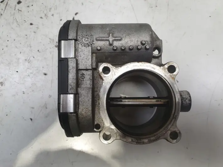 Volvo S60 II V60 2.0 D D3 PRZEPUSTNICA 31216665 bosch 0280750520