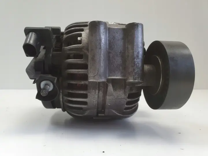 BMW E90 2.5 i ALTERNATOR 0124525083 155A bosch