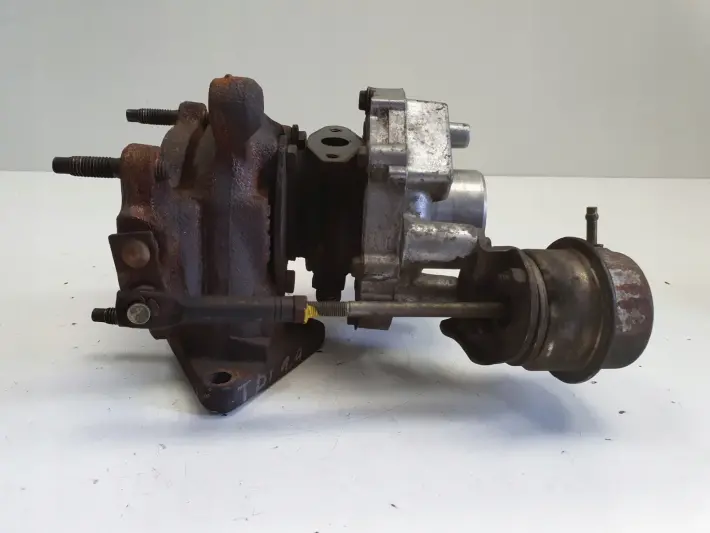 VW Golf IV 1.9 TDI TURBOSPRĘŻARKA turbo 038145701F