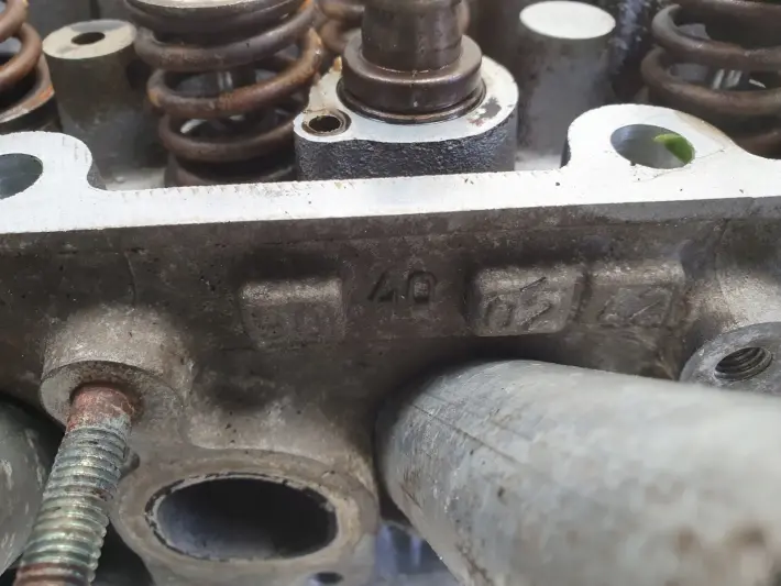 Opel Astra II G 1.6 8V GŁOWICA CYLINDRÓW 90400242 Z16SE