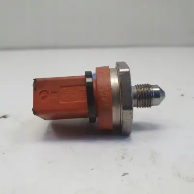 Seat Ibiza IV 1.2 TSI CZUJNIK CIŚNIENIA PALIWA 0261545051