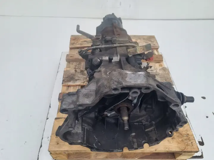 VW Passat B5 1.9 TDI MANUALNA SKRZYNIA BIEGÓW manual HCN quattro