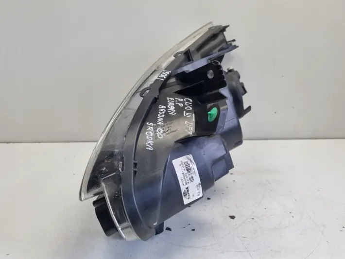 Renault Clio III 09-12r LIFT PRZEDNIA LAMPA PRAWA PRAWY PRZÓD 260107056R