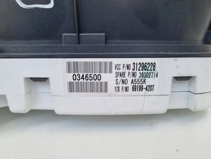 Volvo V50 S40 II 1.6 D LICZNIK ZEGARY Europa 31296228 36002714