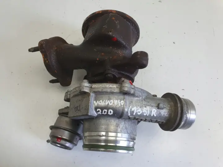 Volvo V40 II 2.0 D D2 TURBOSPRĘŻARKA turbo 31380130