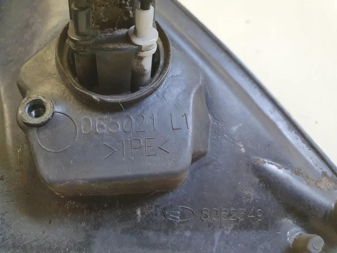 Opel Corsa C 00-06r LUSTERKO LEWE KIEROWCY manualne 065021
