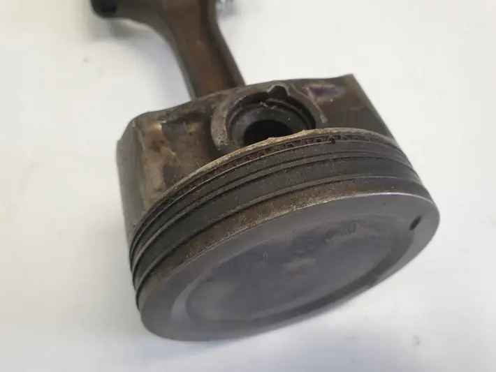 Ford Mondeo MK4 2.5 T turbo TŁOK KORBOWÓD