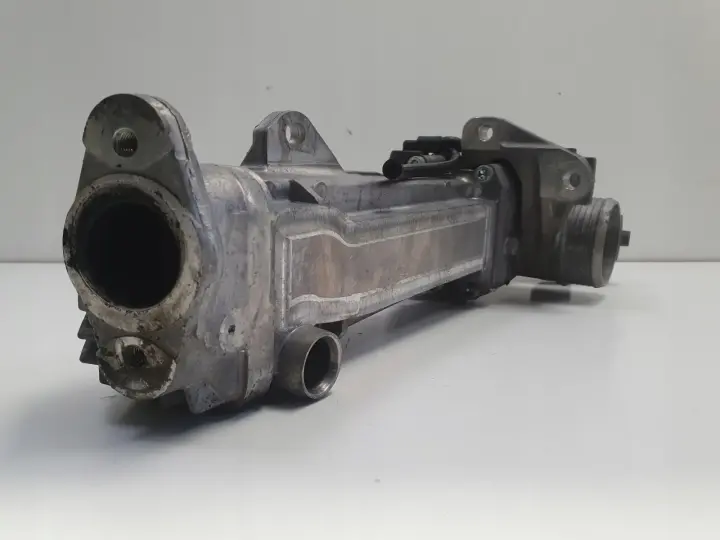 Volvo S80 II V70 III 2.4 D5 CHŁODNICA SPALIN ZAWÓR EGR 31422235